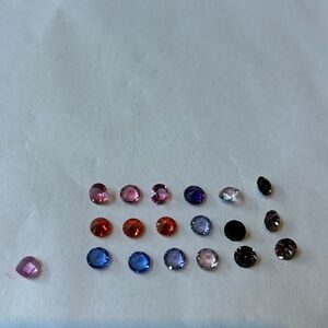 Origami Owl Lot of 19 Crystals